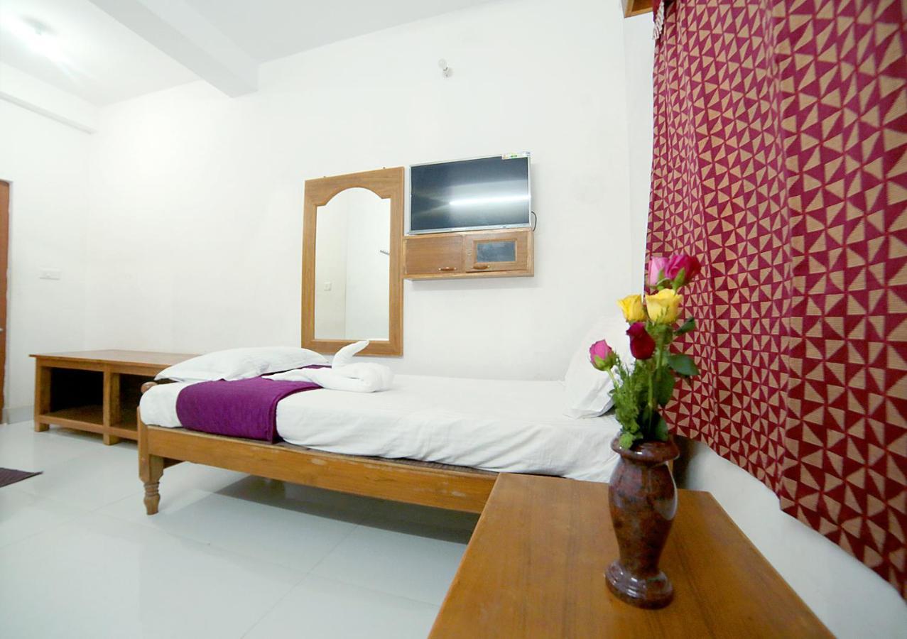 Nandika Residency Hotel Mahabalipuram Bagian luar foto